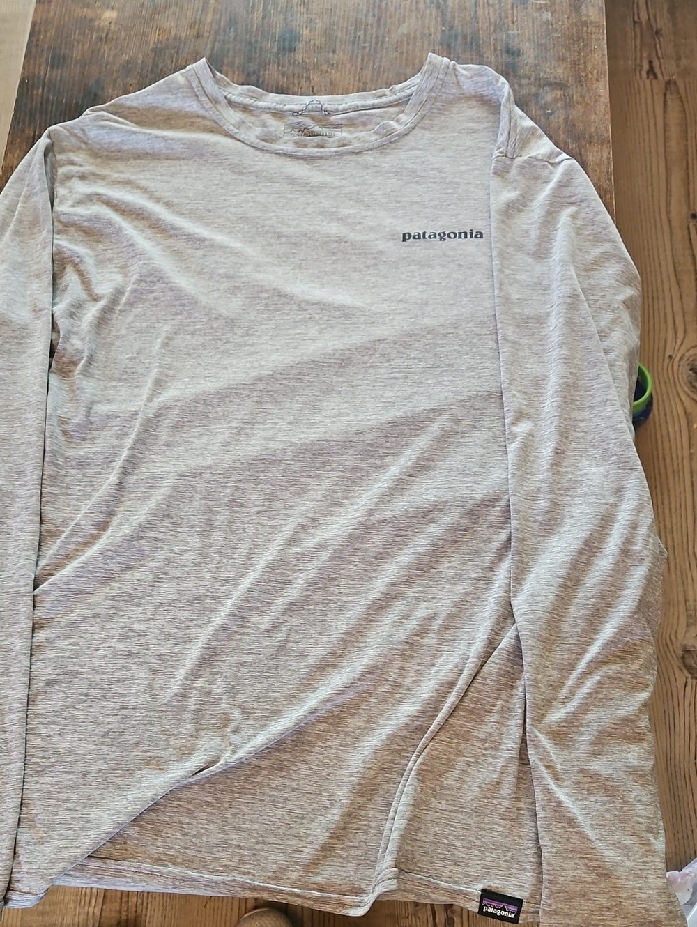 Patagonia Light Heather Gray Long-Sleeve Crew Shirt